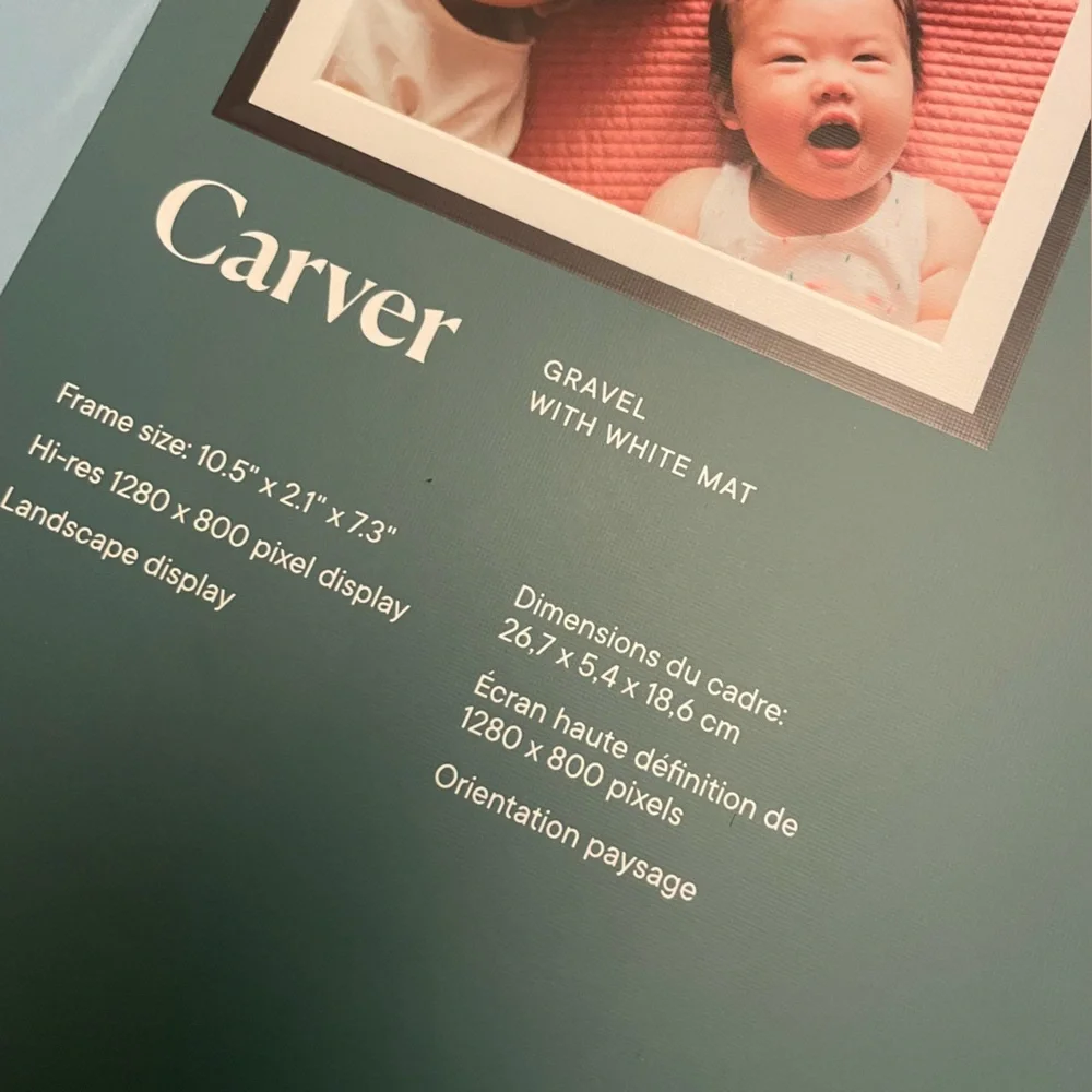 Aura Carver gravel with white mat HD photo frame